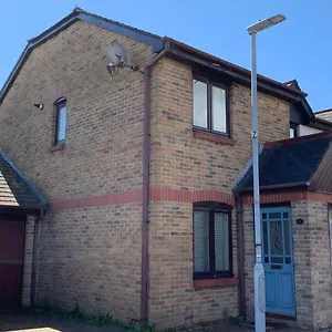 Cf10 House - Centre Cardiff